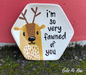 Uptown Fawn Plate
